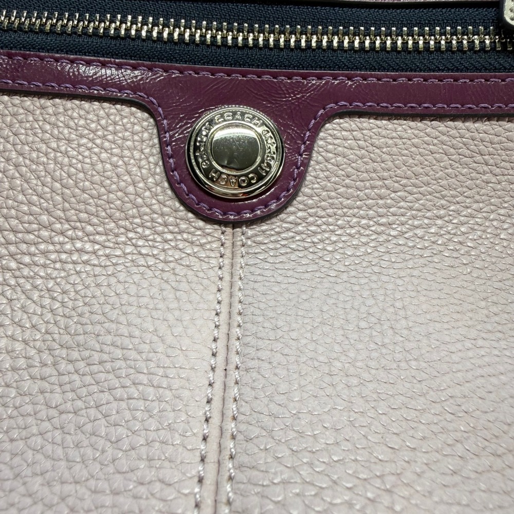 Coach Laura Spectator Satchel Lavender Leather Navy Detailing Kiss-Lock Closure - Picture 3 of 16